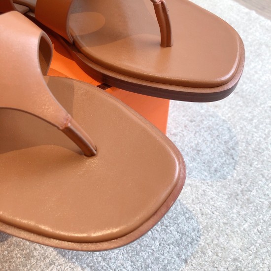 Hermes clip-toe sandals Hermes... a Eclair 2025 new color + hot series style is super positive, with a certain thickness to increase the height and make your legs look longer!A single item that is breathable and comfortable in the body, calfskin, spring a Hermes clip-toe sandals Hermes... a Eclair 2025 new color + hot series style is super positive, with a certain thickness to increase the height and make your legs look longer!A single item that is breathable and comfortable in the body, calfskin, spring a