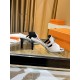 330 [top version of the counter]… Hermes - kelly slim heel sandals… Hermes brain-dead fans must buy top quality…--Classic undefeated hardware original mold replica upper: imported top layer cowhide foot pad: 3D printed lining: imported lambskin outsole: I