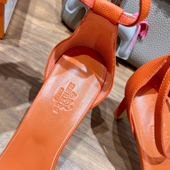 Palmprint. Heel height 7cm Hermes top version. High-heeled sandals 350Herme*2022 early spring counter new high-heeled sandal series ✔️Upper: Epson leather suede palm print ✔️Inner: Imported mixed-bred sheepskin ✔️Heel height: 7cm 9cm 10.5cm ✔️outsole: Ori Palmprint. Heel height 7cm Hermes top version. High-heeled sandals 350Herme*2022 early spring counter new high-heeled sandal series ✔️Upper: Epson leather suede palm print ✔️Inner: Imported mixed-bred sheepskin ✔️Heel height: 7cm 9cm 10.5cm ✔️outsole: Ori
