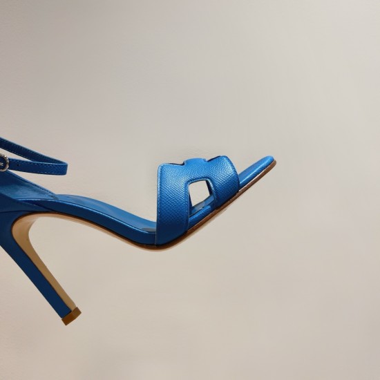 Palmprint. Heel height 10.5cm Hermes top version. High-heeled sandals P350Herme* Early Spring Counter New High-heeled Sandal Series ✔️Upper: Epson leather suede palm print ✔️Inner: Imported mixed-bred sheepskin ✔️Heel height: 10.5cm ✔️Outs: Original Itali Palmprint. Heel height 10.5cm Hermes top version. High-heeled sandals P350Herme* Early Spring Counter New High-heeled Sandal Series ✔️Upper: Epson leather suede palm print ✔️Inner: Imported mixed-bred sheepskin ✔️Heel height: 10.5cm ✔️Outs: Original Itali