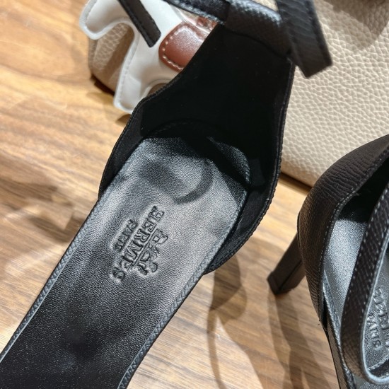 Palmprint. Heel height 7cm Hermes top version. High-heeled sandals 350Herm early spring counter new high-heeled sandal series ✔️Upper: Epson leather suede palm print ✔️Inner: Imported mixed-bred sheepskin ✔️Heel height: 7cm 9cm 10.5cm ✔️outsole: Original 