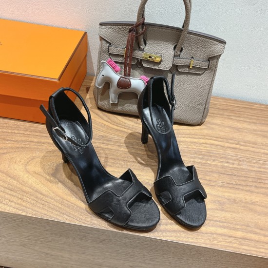 Palmprint. Heel height 9cm Hermes top version. High-heeled sandals P350Herme* Early Spring Counter New High-heeled Sandal Series ✔️Upper: Epson leather suede Palmprint ✔️Inner: Imported mixed-bred sheepskin ✔️Heel height: 9cm ✔️Outs: Original Italian leat Palmprint. Heel height 9cm Hermes top version. High-heeled sandals P350Herme* Early Spring Counter New High-heeled Sandal Series ✔️Upper: Epson leather suede Palmprint ✔️Inner: Imported mixed-bred sheepskin ✔️Heel height: 9cm ✔️Outs: Original Italian leat