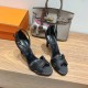Palmprint. Heel height 9cm Hermes top version. High-heeled sandals P350Herme* Early Spring Counter New High-heeled Sandal Series ✔️Upper: Epson leather suede Palmprint ✔️Inner: Imported mixed-bred sheepskin ✔️Heel height: 9cm ✔️Outs: Original Italian leat Palmprint. Heel height 9cm Hermes top version. High-heeled sandals P350Herme* Early Spring Counter New High-heeled Sandal Series ✔️Upper: Epson leather suede Palmprint ✔️Inner: Imported mixed-bred sheepskin ✔️Heel height: 9cm ✔️Outs: Original Italian leat