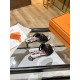 330 [top version of the counter]… Hermes - kelly slim heel sandals… Hermes brain-dead fans must buy top quality…--Classic undefeated hardware original mold replica upper: imported top layer cowhide foot pad: 3D printed lining: imported lambskin outsole: I