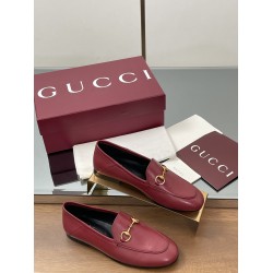 ✌️Gucci✌️Hot-up version is available for 2025 Early Autumn Series 3.25...Mount-year classic loafers⚡️⚡️New upgrade and production⚡️Purchase level!All spot Gucci loafers single shoes/back styles!Very delicate!The original lasting method is the same as that