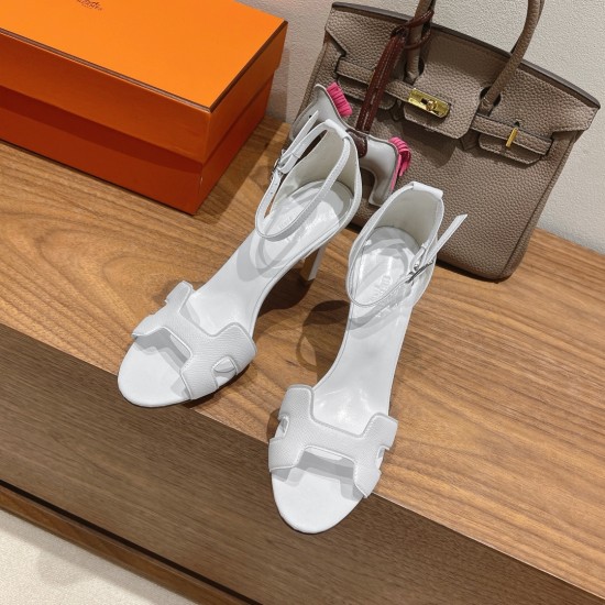 Palmprint. Heel height 9cm Hermes top version. High-heeled sandals P350Herme* Early Spring Counter New High-heeled Sandal Series ✔️Upper: Epson leather suede Palmprint ✔️Inner: Imported mixed-bred sheepskin ✔️Heel height: 9cm ✔️Outs: Original Italian leat Palmprint. Heel height 9cm Hermes top version. High-heeled sandals P350Herme* Early Spring Counter New High-heeled Sandal Series ✔️Upper: Epson leather suede Palmprint ✔️Inner: Imported mixed-bred sheepskin ✔️Heel height: 9cm ✔️Outs: Original Italian leat