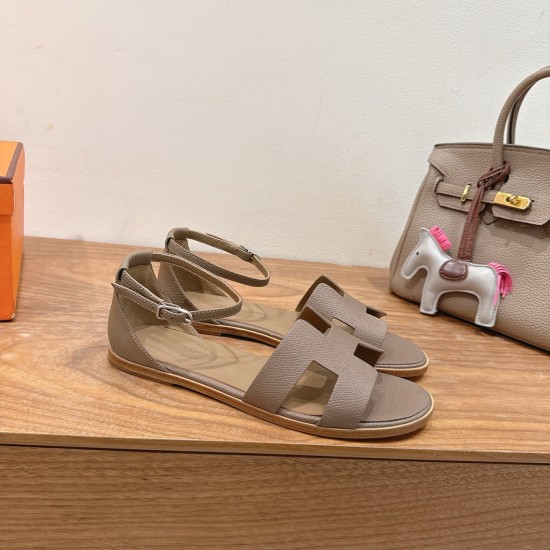 Hermes' classic hot products are launched in Dongguan... a Eclair 2025 new color + hot series style is super positive, with a certain thickness that increases the height and makes your legs look longer!A single item that is breathable and comfortable in t Hermes' classic hot products are launched in Dongguan... a Eclair 2025 new color + hot series style is super positive, with a certain thickness that increases the height and makes your legs look longer!A single item that is breathable and comfortable in t