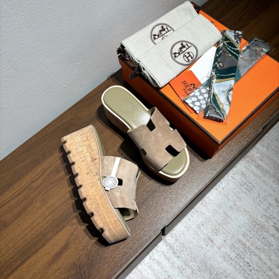 Hermes hot model launched for women¥290 Brand: Hermes HERMES number: H8018-2102 Hermes hot model launched for women¥290 Brand: Hermes HERMES number: H8018-2102