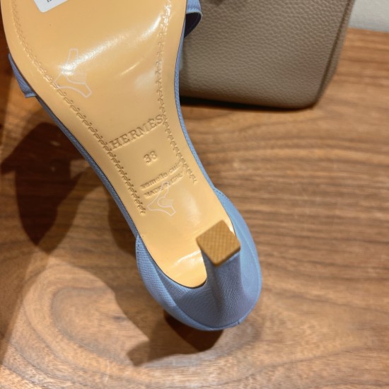 Palmprint. Heel height 10.5cm Hermes top version. High-heeled sandals P350Herme* Early Spring Counter New High-heeled Sandal Series ✔️Upper: Epson leather suede palm print ✔️Inner: Imported mixed-bred sheepskin ✔️Heel height: 10.5cm ✔️Outs: Original Itali Palmprint. Heel height 10.5cm Hermes top version. High-heeled sandals P350Herme* Early Spring Counter New High-heeled Sandal Series ✔️Upper: Epson leather suede palm print ✔️Inner: Imported mixed-bred sheepskin ✔️Heel height: 10.5cm ✔️Outs: Original Itali