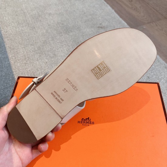 Hermes clip-toe sandals Hermes... a Eclair 2025 new color + hot series style is super positive, with a certain thickness to increase the height and make your legs look longer!A single item that is breathable and comfortable in the body, calfskin, spring a Hermes clip-toe sandals Hermes... a Eclair 2025 new color + hot series style is super positive, with a certain thickness to increase the height and make your legs look longer!A single item that is breathable and comfortable in the body, calfskin, spring a