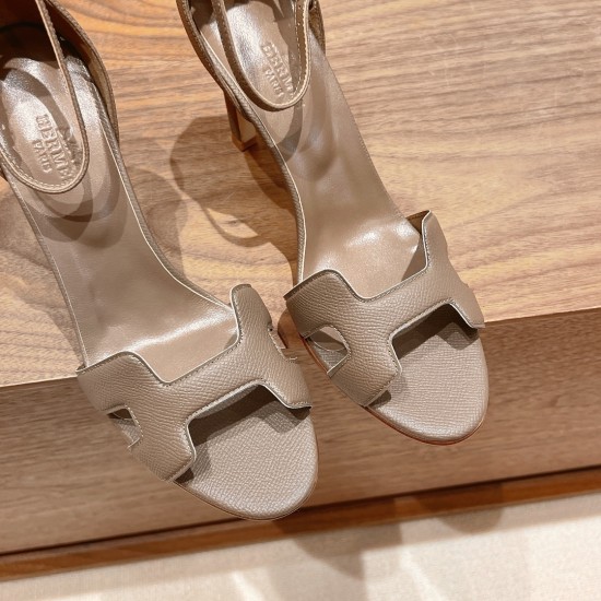 Palmprint. Heel height 9cm Hermes top version. High-heeled sandals P350Herme* Early Spring Counter New High-heeled Sandal Series ✔️Upper: Epson leather suede Palmprint ✔️Inner: Imported mixed-bred sheepskin ✔️Heel height: 9cm ✔️Outs: Original Italian leat Palmprint. Heel height 9cm Hermes top version. High-heeled sandals P350Herme* Early Spring Counter New High-heeled Sandal Series ✔️Upper: Epson leather suede Palmprint ✔️Inner: Imported mixed-bred sheepskin ✔️Heel height: 9cm ✔️Outs: Original Italian leat
