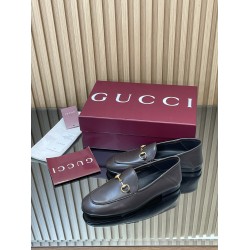 ✌️Gucci✌️Hot-up version is available for 2025 Early Autumn Series 3.25...Mount-year classic loafers⚡️⚡️New upgrade and production⚡️Purchase level!All spot Gucci loafers single shoes/back styles!Very delicate!The original lasting method is the same as that