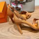 Palmprint. Heel height 9cm Hermes top version. High-heeled sandals P350Herme* Early Spring Counter New High-heeled Sandal Series ✔️Upper: Epson leather suede Palmprint ✔️Inner: Imported mixed-bred sheepskin ✔️Heel height: 9cm ✔️Outs: Original Italian leat Palmprint. Heel height 9cm Hermes top version. High-heeled sandals P350Herme* Early Spring Counter New High-heeled Sandal Series ✔️Upper: Epson leather suede Palmprint ✔️Inner: Imported mixed-bred sheepskin ✔️Heel height: 9cm ✔️Outs: Original Italian leat