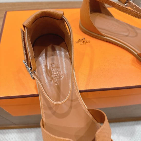 Hermes' classic hot products are launched in Dongguan... a Eclair 2025 new color + hot series style is super positive, with a certain thickness that increases the height and makes your legs look longer!A single item that is breathable and comfortable in t Hermes' classic hot products are launched in Dongguan... a Eclair 2025 new color + hot series style is super positive, with a certain thickness that increases the height and makes your legs look longer!A single item that is breathable and comfortable in t