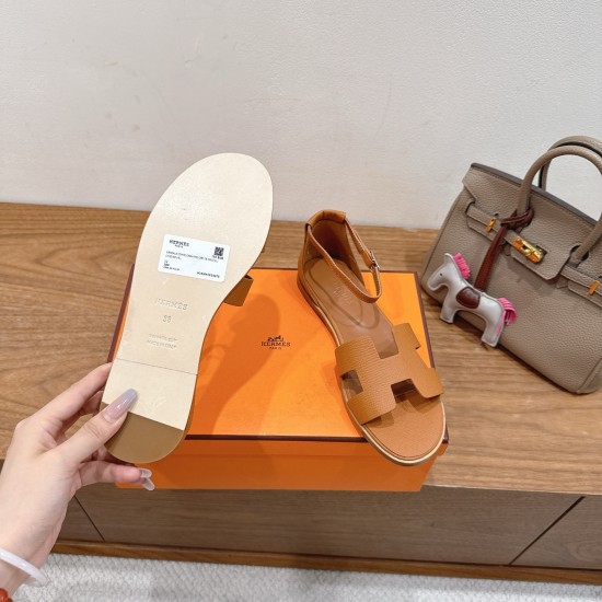 Hermes' classic hot products are launched in Dongguan... a Eclair 2025 new color + hot series style is super positive, with a certain thickness that increases the height and makes your legs look longer!A single item that is breathable and comfortable in t Hermes' classic hot products are launched in Dongguan... a Eclair 2025 new color + hot series style is super positive, with a certain thickness that increases the height and makes your legs look longer!A single item that is breathable and comfortable in t