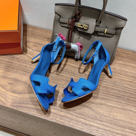 Palmprint. Heel height 7cm Hermes top version. High-heeled sandals 350Herm early spring counter new high-heeled sandal series ✔️Upper: Epson leather suede palm print ✔️Inner: Imported mixed-bred sheepskin ✔️Heel height: 7cm 9cm 10.5cm ✔️outsole: Original Palmprint. Heel height 7cm Hermes top version. High-heeled sandals 350Herm early spring counter new high-heeled sandal series ✔️Upper: Epson leather suede palm print ✔️Inner: Imported mixed-bred sheepskin ✔️Heel height: 7cm 9cm 10.5cm ✔️outsole: Original
