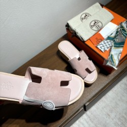 Hermes hot model launched for women￥290 Brand: Hermes HERMES number: H8018-2102
