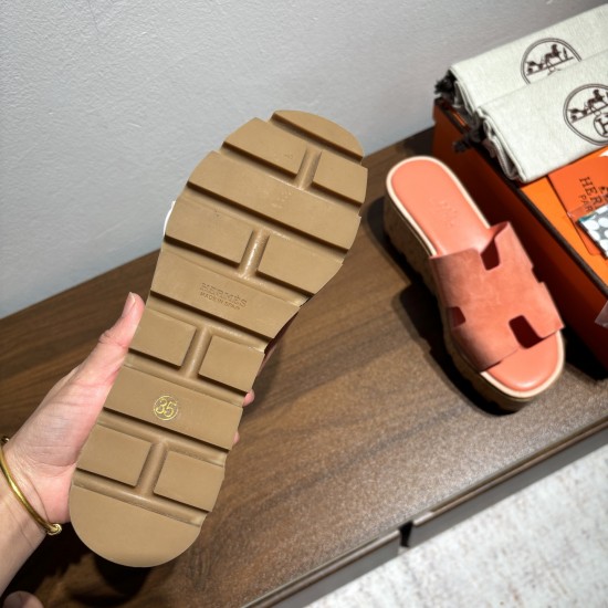 Hermes hot model launched for women¥290 Brand: Hermes HERMES number: H8018-2102 Hermes hot model launched for women¥290 Brand: Hermes HERMES number: H8018-2102