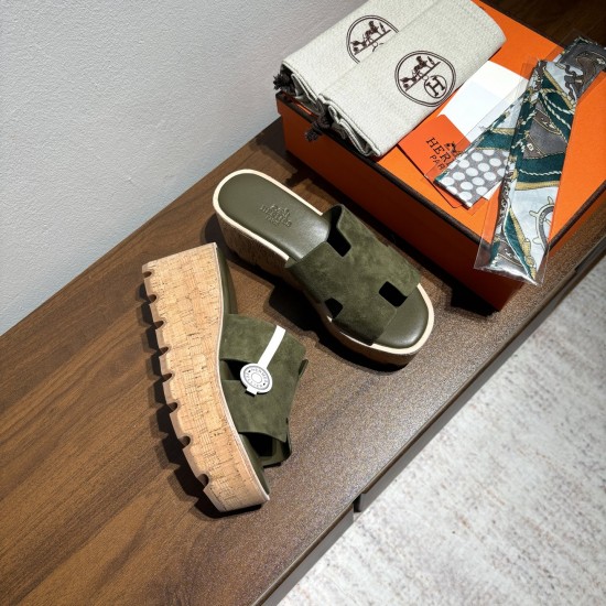 Hermes hot model launched for women¥290 Brand: Hermes HERMES number: H8018-2102 Hermes hot model launched for women¥290 Brand: Hermes HERMES number: H8018-2102