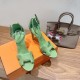 Palmprint. Heel height 10.5cm Hermes top version. High-heeled sandals P350Herme* Early Spring Counter New High-heeled Sandal Series ✔️Upper: Epson leather suede palm print ✔️Inner: Imported mixed-bred sheepskin ✔️Heel height: 10.5cm ✔️Outs: Original Itali Palmprint. Heel height 10.5cm Hermes top version. High-heeled sandals P350Herme* Early Spring Counter New High-heeled Sandal Series ✔️Upper: Epson leather suede palm print ✔️Inner: Imported mixed-bred sheepskin ✔️Heel height: 10.5cm ✔️Outs: Original Itali