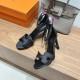 Palmprint. Heel height 9cm Hermes top version. High-heeled sandals P350Herme* Early Spring Counter New High-heeled Sandal Series ✔️Upper: Epson leather suede Palmprint ✔️Inner: Imported mixed-bred sheepskin ✔️Heel height: 9cm ✔️Outs: Original Italian leat Palmprint. Heel height 9cm Hermes top version. High-heeled sandals P350Herme* Early Spring Counter New High-heeled Sandal Series ✔️Upper: Epson leather suede Palmprint ✔️Inner: Imported mixed-bred sheepskin ✔️Heel height: 9cm ✔️Outs: Original Italian leat