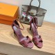 Palmprint. Heel height 9cm Hermes top version. High-heeled sandals P350Herme* Early Spring Counter New High-heeled Sandal Series ✔️Upper: Epson leather suede Palmprint ✔️Inner: Imported mixed-bred sheepskin ✔️Heel height: 9cm ✔️Outs: Original Italian leat Palmprint. Heel height 9cm Hermes top version. High-heeled sandals P350Herme* Early Spring Counter New High-heeled Sandal Series ✔️Upper: Epson leather suede Palmprint ✔️Inner: Imported mixed-bred sheepskin ✔️Heel height: 9cm ✔️Outs: Original Italian leat