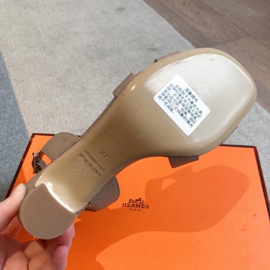 Hermes top-grade, high-heeled, thick-heeled sandals Hermes... a Eclair 2025 new color + hot series style is super positive, with a certain thickness to increase the height and make your legs look longer!A single item that is breathable and comfortable in Hermes top-grade, high-heeled, thick-heeled sandals Hermes... a Eclair 2025 new color + hot series style is super positive, with a certain thickness to increase the height and make your legs look longer!A single item that is breathable and comfortable in