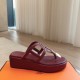 Hermes... a Eclair slippers 2024 new product + hot series of shoes with light soles, with a certain thickness that increases the height and makes your legs look longer!Body, breathable and comfortable technology fabric!A single item that combines color co Hermes... a Eclair slippers 2024 new product + hot series of shoes with light soles, with a certain thickness that increases the height and makes your legs look longer!Body, breathable and comfortable technology fabric!A single item that combines color co