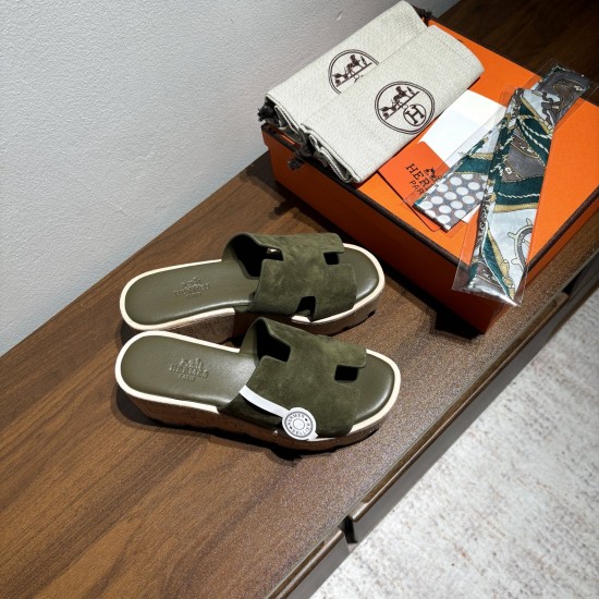 Hermes hot model launched for women¥290 Brand: Hermes HERMES number: H8018-2102 Hermes hot model launched for women¥290 Brand: Hermes HERMES number: H8018-2102