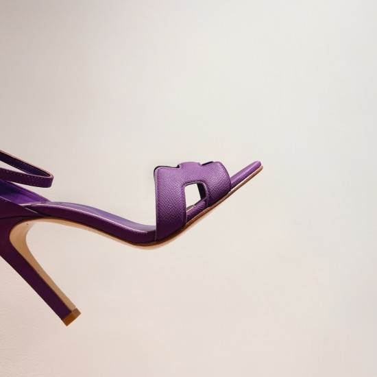Palmprint. Heel height 10.5cm Hermes top version. High-heeled sandals P350Herme* Early Spring Counter New High-heeled Sandal Series ✔️Upper: Epson leather suede palm print ✔️Inner: Imported mixed-bred sheepskin ✔️Heel height: 10.5cm ✔️Outs: Original Itali Palmprint. Heel height 10.5cm Hermes top version. High-heeled sandals P350Herme* Early Spring Counter New High-heeled Sandal Series ✔️Upper: Epson leather suede palm print ✔️Inner: Imported mixed-bred sheepskin ✔️Heel height: 10.5cm ✔️Outs: Original Itali