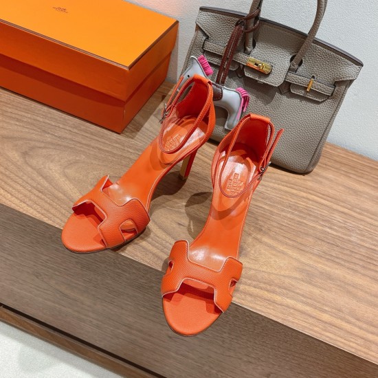 Palmprint. Heel height 9cm Hermes top version. High-heeled sandals P350Herme* Early Spring Counter New High-heeled Sandal Series ✔️Upper: Epson leather suede Palmprint ✔️Inner: Imported mixed-bred sheepskin ✔️Heel height: 9cm ✔️Outs: Original Italian leat Palmprint. Heel height 9cm Hermes top version. High-heeled sandals P350Herme* Early Spring Counter New High-heeled Sandal Series ✔️Upper: Epson leather suede Palmprint ✔️Inner: Imported mixed-bred sheepskin ✔️Heel height: 9cm ✔️Outs: Original Italian leat