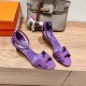 Palmprint. Heel height 7cm Hermes top version. High-heeled sandals 350Herm early spring counter new high-heeled sandal series ✔️Upper: Epson leather suede palm print ✔️Inner: Imported mixed-bred sheepskin ✔️Heel height: 7cm 9cm 10.5cm ✔️outsole: Original Palmprint. Heel height 7cm Hermes top version. High-heeled sandals 350Herm early spring counter new high-heeled sandal series ✔️Upper: Epson leather suede palm print ✔️Inner: Imported mixed-bred sheepskin ✔️Heel height: 7cm 9cm 10.5cm ✔️outsole: Original