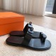 Hermes ❤️Top version. Clip-toe flat bottom drag Hermes... a Eclair 2025 new Kelly+ hit series style is super positive, body-transparent and breathable and comfortable imported cowhide spring and summer color combination and appearance and comfort!Channel Hermes ❤️Top version. Clip-toe flat bottom drag Hermes... a Eclair 2025 new Kelly+ hit series style is super positive, body-transparent and breathable and comfortable imported cowhide spring and summer color combination and appearance and comfort!Channel