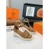 300Herms/Hermes classic waterproof platform H slope heel rope sandals with extremely retro design. It has a strong exotic style and fashionable feeling, and it has a tone for casual wear. Simple styles are easy to match with high-end feel. It is great. Th