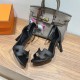 Palmprint. Heel height 9cm Hermes top version. High-heeled sandals P350Herme* Early Spring Counter New High-heeled Sandal Series ✔️Upper: Epson leather suede Palmprint ✔️Inner: Imported mixed-bred sheepskin ✔️Heel height: 9cm ✔️Outs: Original Italian leat Palmprint. Heel height 9cm Hermes top version. High-heeled sandals P350Herme* Early Spring Counter New High-heeled Sandal Series ✔️Upper: Epson leather suede Palmprint ✔️Inner: Imported mixed-bred sheepskin ✔️Heel height: 9cm ✔️Outs: Original Italian leat