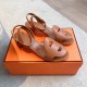 Hermes top-grade, medium-heeled, pig nose sandals Hermes... a Eclair 2025 new color + hot series style is super positive, with a certain thickness to increase the height and make your legs look longer!A single item that is breathable and comfortable in th Hermes top-grade, medium-heeled, pig nose sandals Hermes... a Eclair 2025 new color + hot series style is super positive, with a certain thickness to increase the height and make your legs look longer!A single item that is breathable and comfortable in th