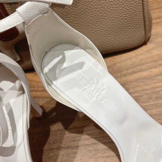 Palmprint. Heel height 9cm Hermes top version. High-heeled sandals P350Herme* Early Spring Counter New High-heeled Sandal Series ✔️Upper: Epson leather suede Palmprint ✔️Inner: Imported mixed-bred sheepskin ✔️Heel height: 9cm ✔️Outs: Original Italian leat Palmprint. Heel height 9cm Hermes top version. High-heeled sandals P350Herme* Early Spring Counter New High-heeled Sandal Series ✔️Upper: Epson leather suede Palmprint ✔️Inner: Imported mixed-bred sheepskin ✔️Heel height: 9cm ✔️Outs: Original Italian leat