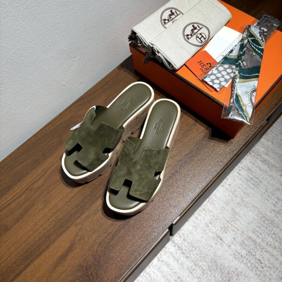 Hermes hot model launched for women¥290 Brand: Hermes HERMES number: H8018-2102 Hermes hot model launched for women¥290 Brand: Hermes HERMES number: H8018-2102