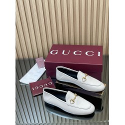 ✌️Gucci✌️Hot-up version is available for 2025 Early Autumn Series 3.25...Mount-year classic loafers⚡️⚡️New upgrade and production⚡️Purchase level!All spot Gucci loafers single shoes/back styles!Very delicate!The original lasting method is the same as that