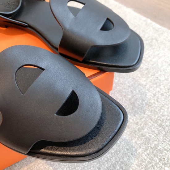 Hermes top-grade, flat-soled, pig nose sandals Hermes... a Eclair 2025 new color + hot series style is super positive, with a certain thickness to increase the height and make your legs look longer!A single item that is breathable and comfortable in the b Hermes top-grade, flat-soled, pig nose sandals Hermes... a Eclair 2025 new color + hot series style is super positive, with a certain thickness to increase the height and make your legs look longer!A single item that is breathable and comfortable in the b
