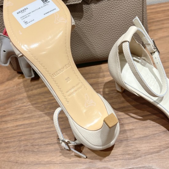Palmprint. Heel height 7cm Hermes top version. High-heeled sandals 350Herm early spring counter new high-heeled sandal series ✔️Upper: Epson leather suede palm print ✔️Inner: Imported mixed-bred sheepskin ✔️Heel height: 7cm 9cm 10.5cm ✔️outsole: Original Palmprint. Heel height 7cm Hermes top version. High-heeled sandals 350Herm early spring counter new high-heeled sandal series ✔️Upper: Epson leather suede palm print ✔️Inner: Imported mixed-bred sheepskin ✔️Heel height: 7cm 9cm 10.5cm ✔️outsole: Original