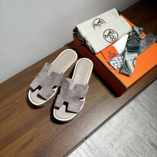 Hermes hot model launched for women¥290 Brand: Hermes HERMES number: H8018-2102 Hermes hot model launched for women¥290 Brand: Hermes HERMES number: H8018-2102