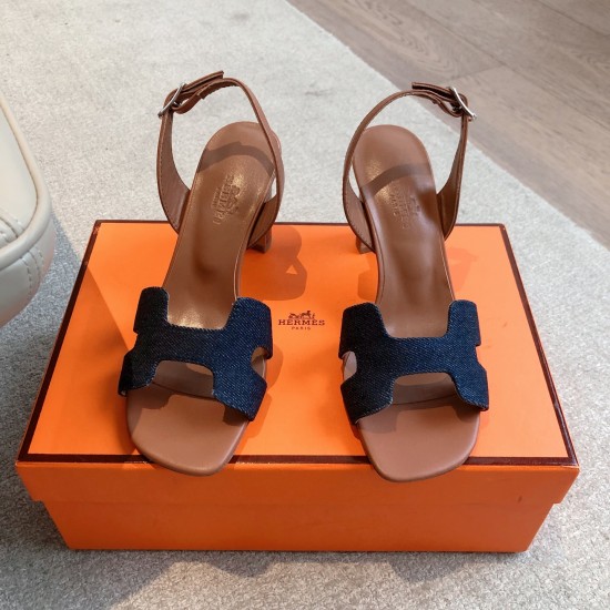 Hermes top-grade, high-heeled, thick-heeled sandals Hermes... a Eclair 2025 new color + hot series style is super positive, with a certain thickness to increase the height and make your legs look longer!A single item that is breathable and comfortable in Hermes top-grade, high-heeled, thick-heeled sandals Hermes... a Eclair 2025 new color + hot series style is super positive, with a certain thickness to increase the height and make your legs look longer!A single item that is breathable and comfortable in