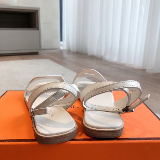 Hermes top-grade, flat-soled, pig nose sandals Hermes... a Eclair 2025 new color + hot series style is super positive, with a certain thickness to increase the height and make your legs look longer!A single item that is breathable and comfortable in the b Hermes top-grade, flat-soled, pig nose sandals Hermes... a Eclair 2025 new color + hot series style is super positive, with a certain thickness to increase the height and make your legs look longer!A single item that is breathable and comfortable in the b