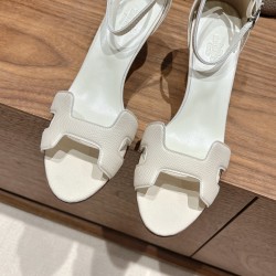 Palmprint. Heel height 7cm Hermes top version. High-heeled sandals 350Herm early spring counter new high-heeled sandal series ✔️Upper: Epson leather suede palm print ✔️Inner: Imported mixed-bred sheepskin ✔️Heel height: 7cm 9cm 10.5cm ✔️outsole: Original 