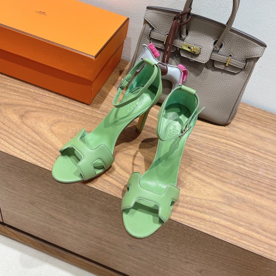 Palmprint. Heel height 9cm Hermes top version. High-heeled sandals P350Herme* Early Spring Counter New High-heeled Sandal Series ✔️Upper: Epson leather suede Palmprint ✔️Inner: Imported mixed-bred sheepskin ✔️Heel height: 9cm ✔️Outs: Original Italian leat Palmprint. Heel height 9cm Hermes top version. High-heeled sandals P350Herme* Early Spring Counter New High-heeled Sandal Series ✔️Upper: Epson leather suede Palmprint ✔️Inner: Imported mixed-bred sheepskin ✔️Heel height: 9cm ✔️Outs: Original Italian leat